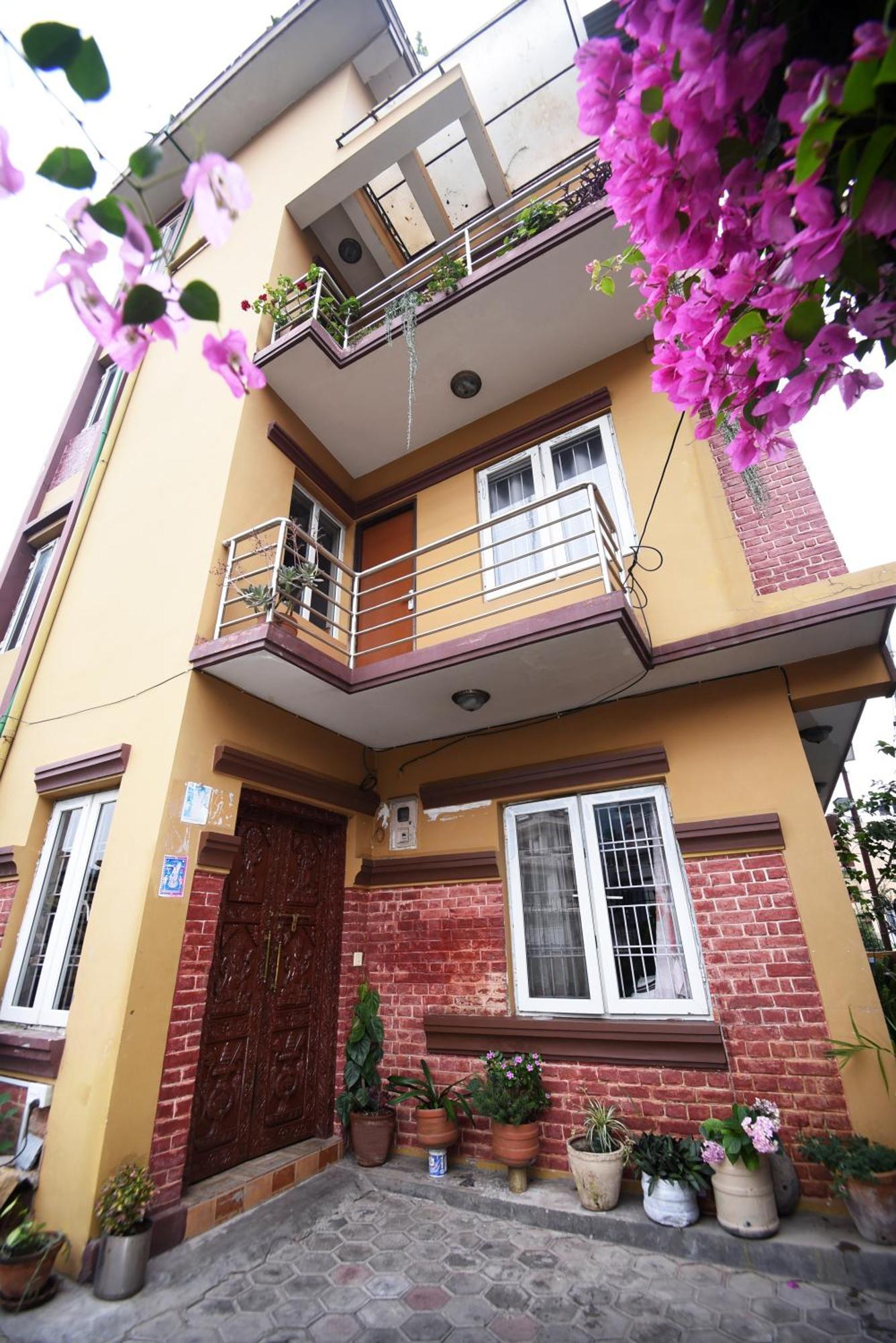 Mums Homestay & Studio Apartments Kathmandu Exterior foto
